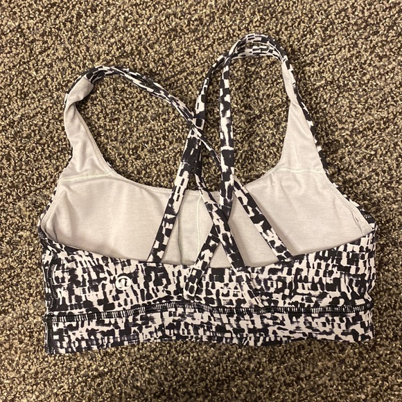 Lululemon energy bra - Picture 2 of 3